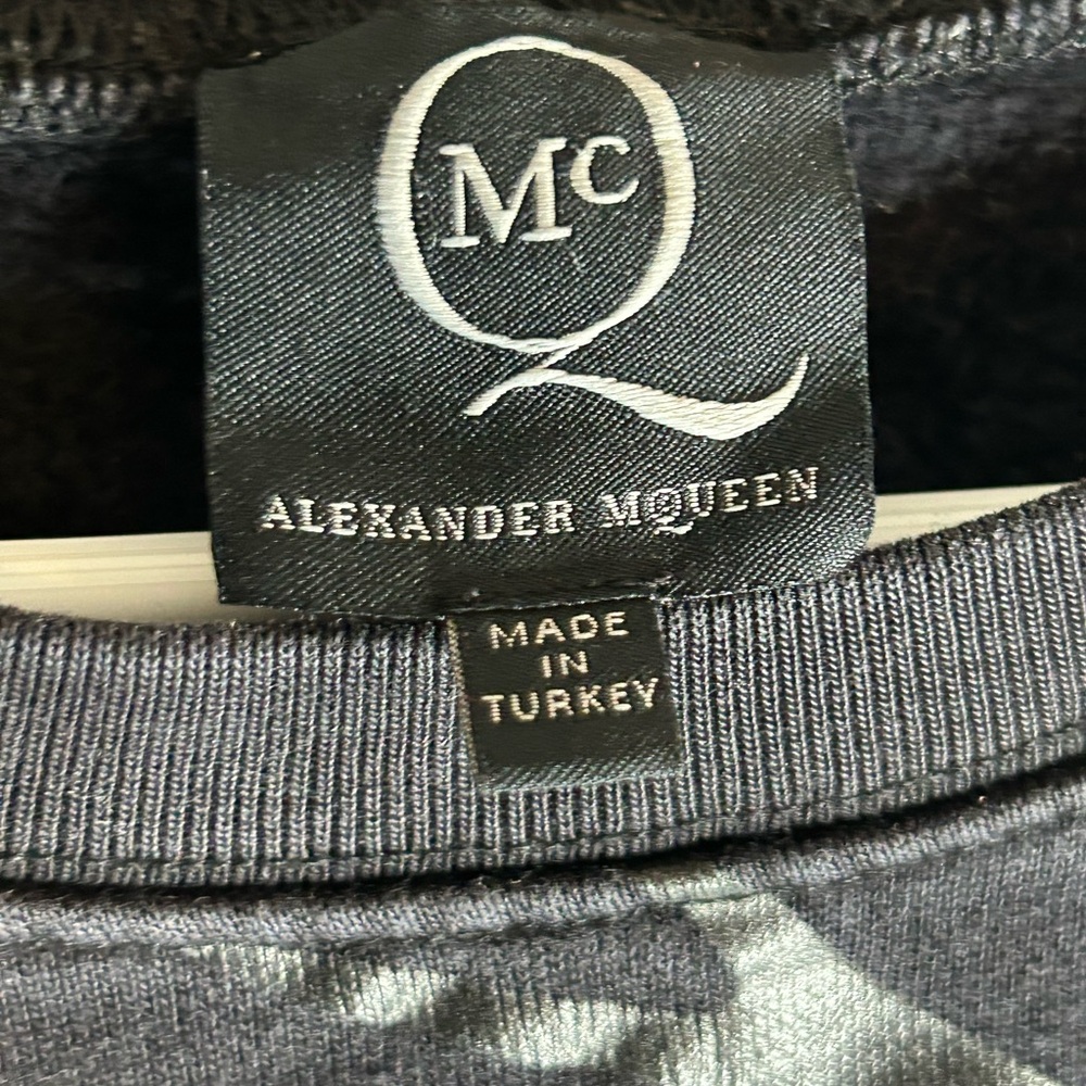 Alexander McQueen Black Swallow Print sweatshirt dress large - Picture 4 of 7